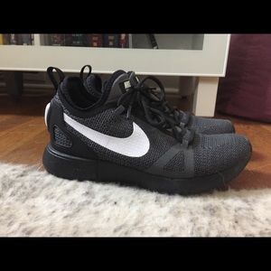 Nike Duel Racer Running Shoes